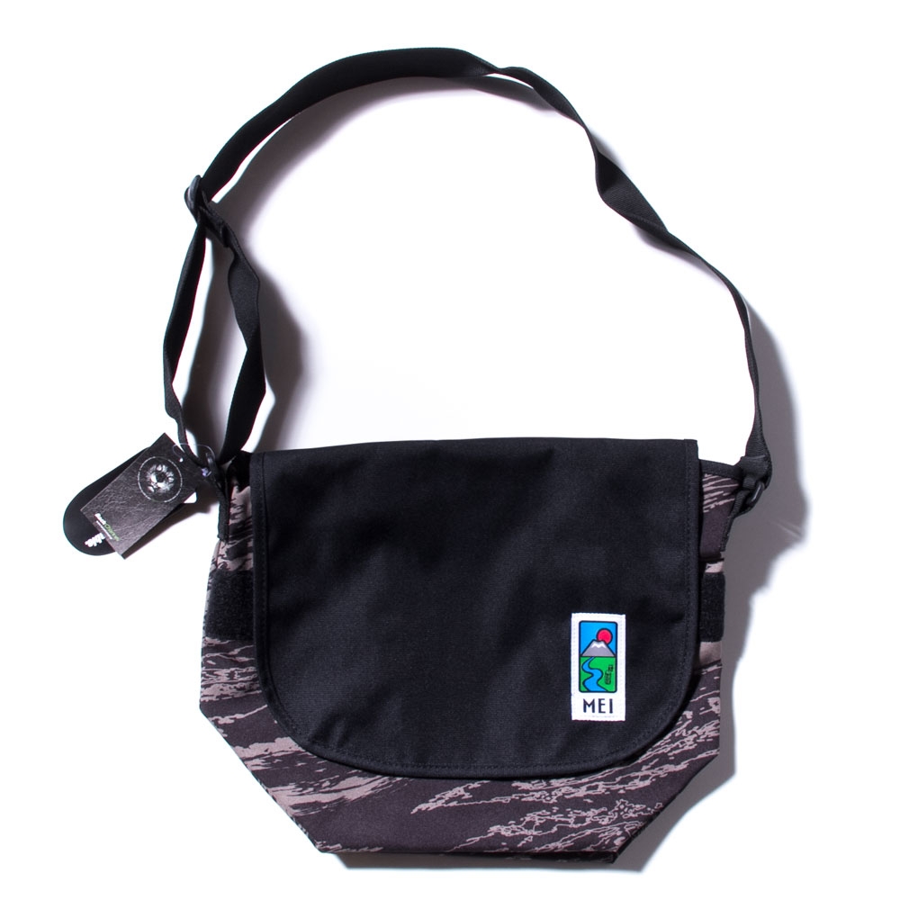 Back Channel メッセンジャーバッグ Back Channel ☓ bullet messenger bag