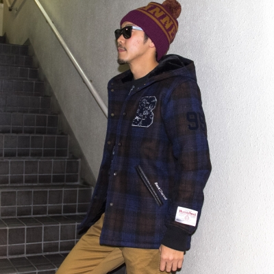 バックチャンネル ハリス ツイード フーディッド スタジアム