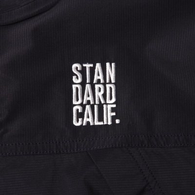 スタンダードカリフォルニア スリーレイヤー ストレッチ シェル ジャケット