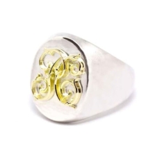 ピーナッツカンパニー シグネットリング 18k ゴールド (スモールサイズ)