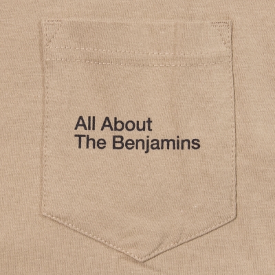 アップルバム  "Benjamins" ビッグ ポケット Tシャツ