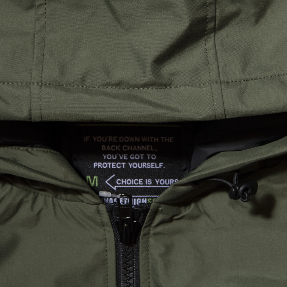 バックチャンネル ナイロン 3レイヤー フーデッド ジャケット | BACK