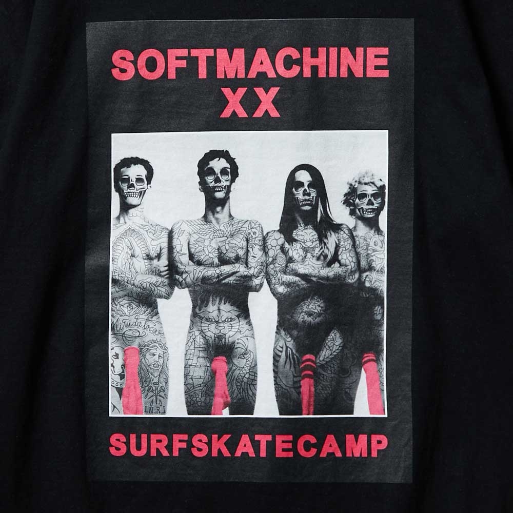 サーフスケートキャンプ x ソフトマシーン プル ユア ソックス tシャツ
