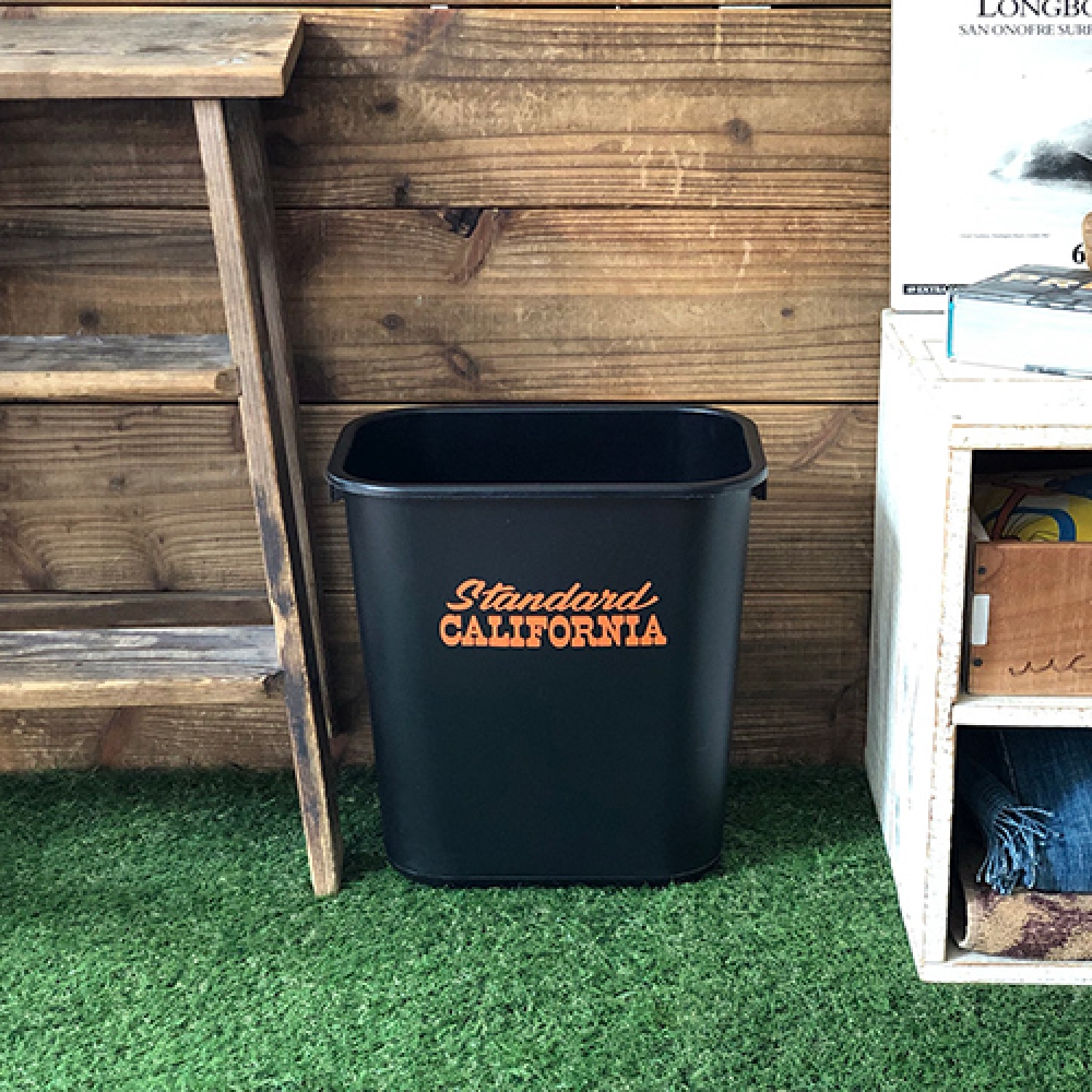 スタンダードカリフォルニア トラッシュ ボックス | RUBBERMAID × SD