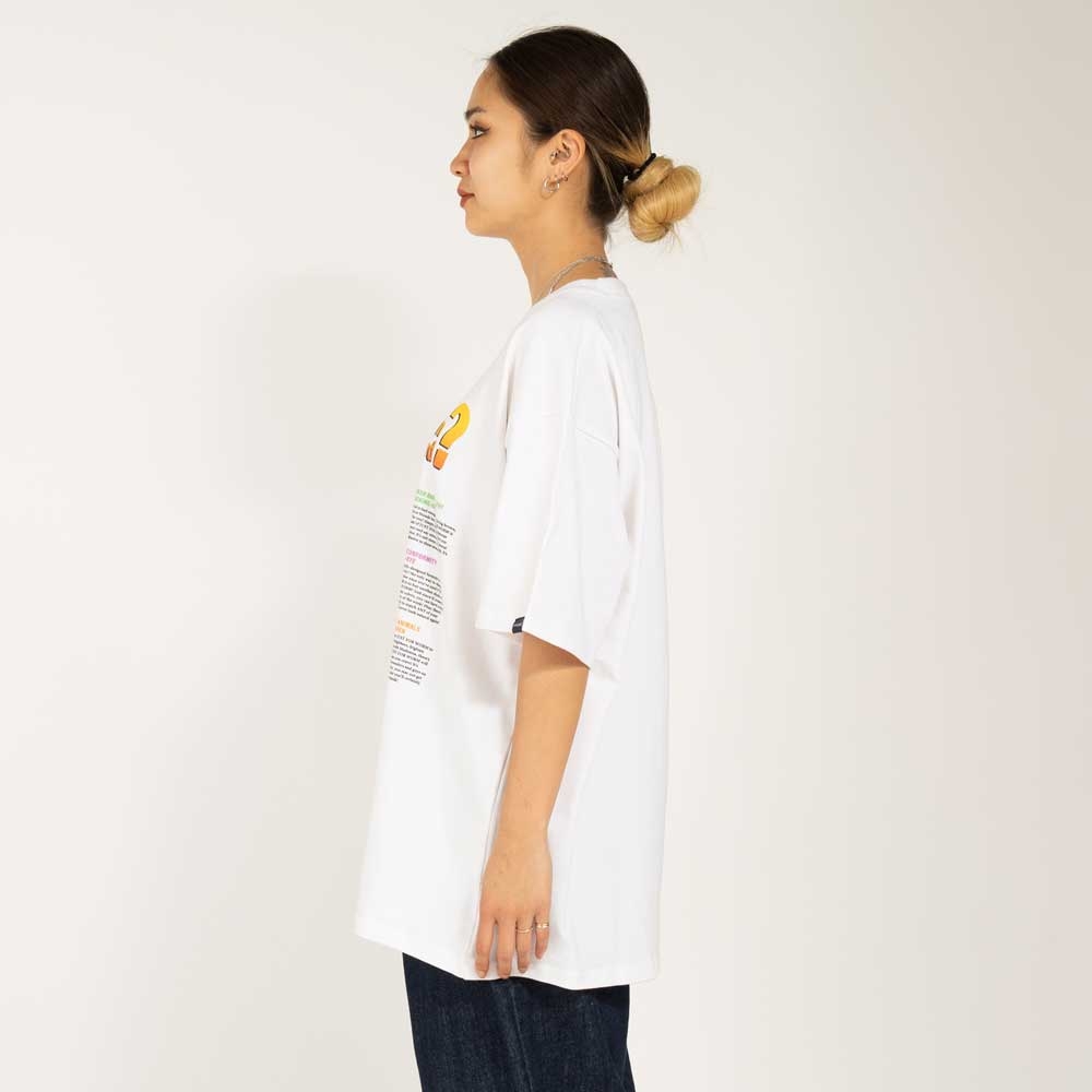 アップルバム "ジャスト フォー ワーム" T-シャツ