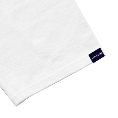 アップルバム "ジャスト フォー ワーム" T-シャツ