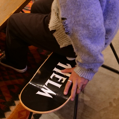 キャプテンズヘルム ロゴ スケート チェア | CAPTAINS HELM LOGO SK8