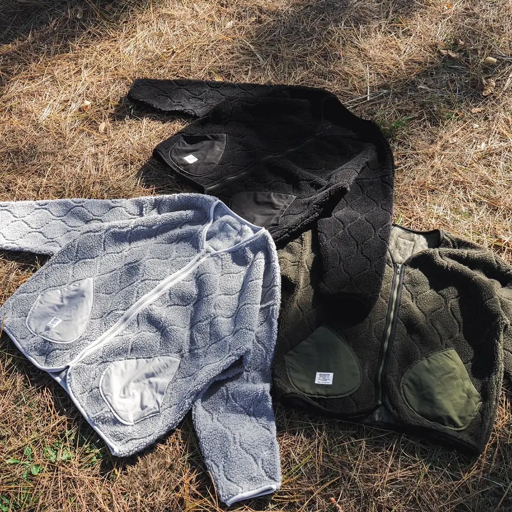 24年　インゲボルグ　タフタジャケット　袖ギャザーボリューム　ブルゾン　カメリア 24年 インゲボルグ タフタジャケット 袖ギャザーボリューム ブルゾン