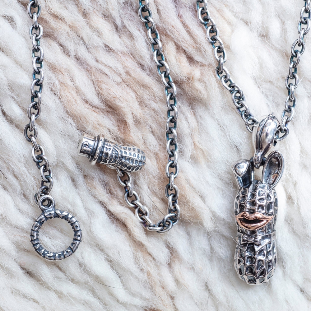 ピーナッツカンパニーエム バニー シルバー X K10Pg + チェーン 