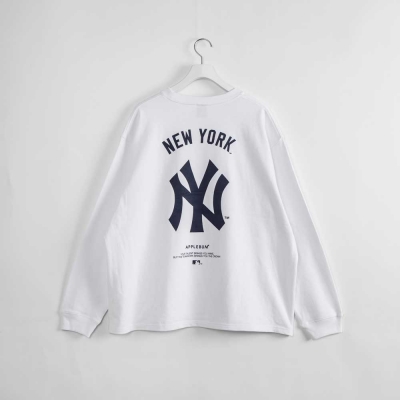 アップルバム "ニューヨークヤンキース" ロングスリーブ ティーシャツ