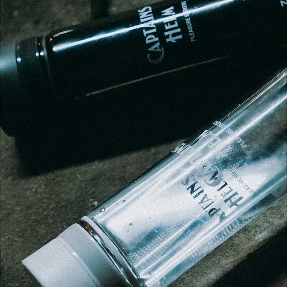 ゾク × キャプテンズヘルム イージーキャリー ウォーター ボトル