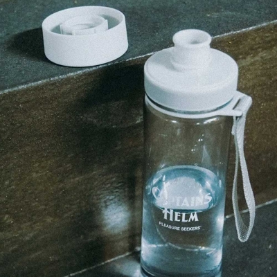 ゾク × キャプテンズヘルム イージーキャリー ウォーター ボトル