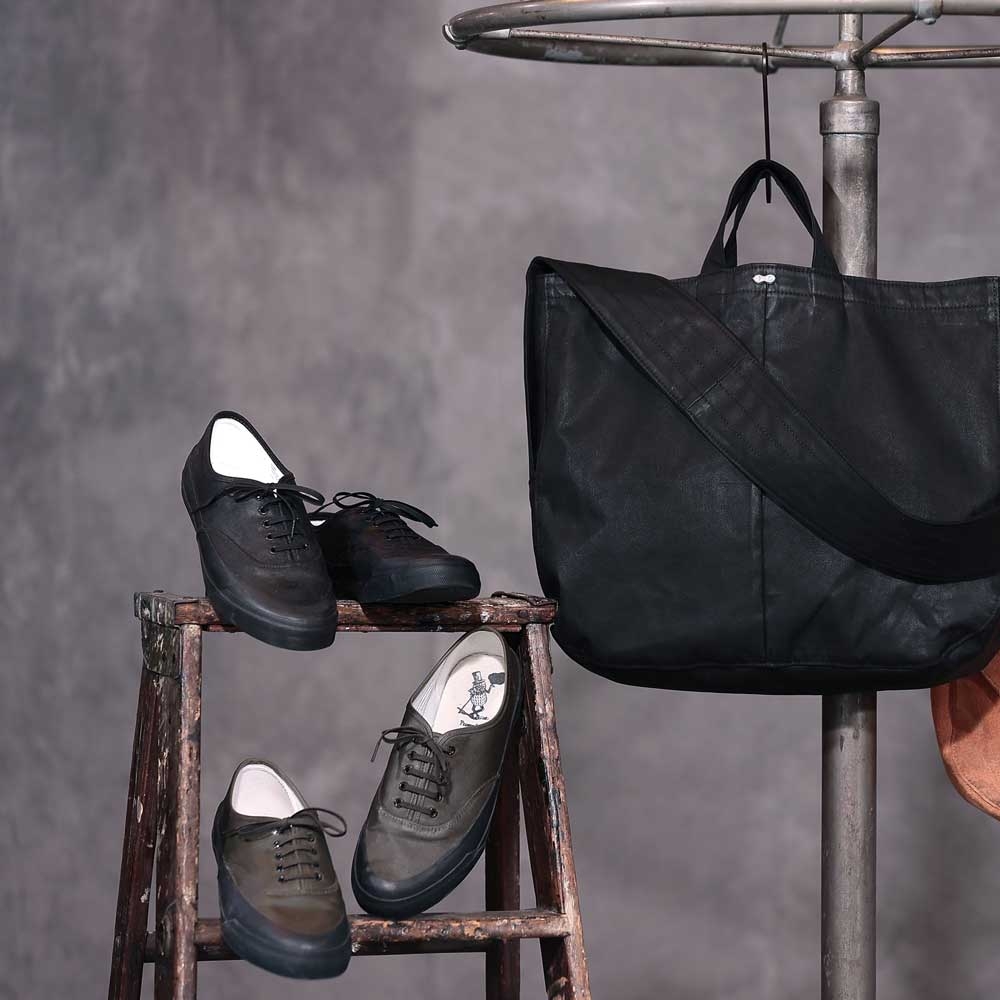 ピーナッツカンパニー ワックスド コットン Pデッキ シューズ