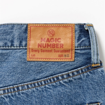 マジックナンバー 301 オリジナル スタンダード デニム パンツ (ヴィンテージ ウォッシュ)