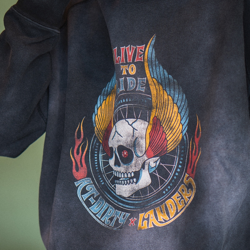 アットダーティー ライブ トゥー スウェット