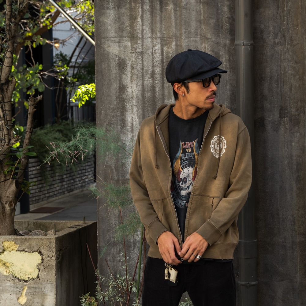 アットダーティー ダーティー ジップ パーカー