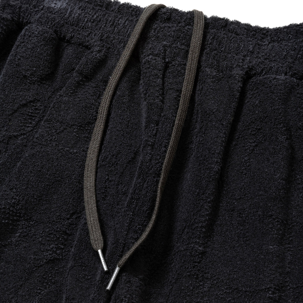 キャリー スネーク パターン ジャガード パイル リラックス ショーツ