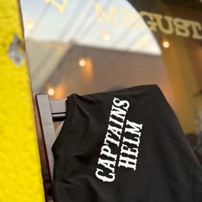 キャプテンズヘルム ローカルズロゴ ショートスリーブ ティー
