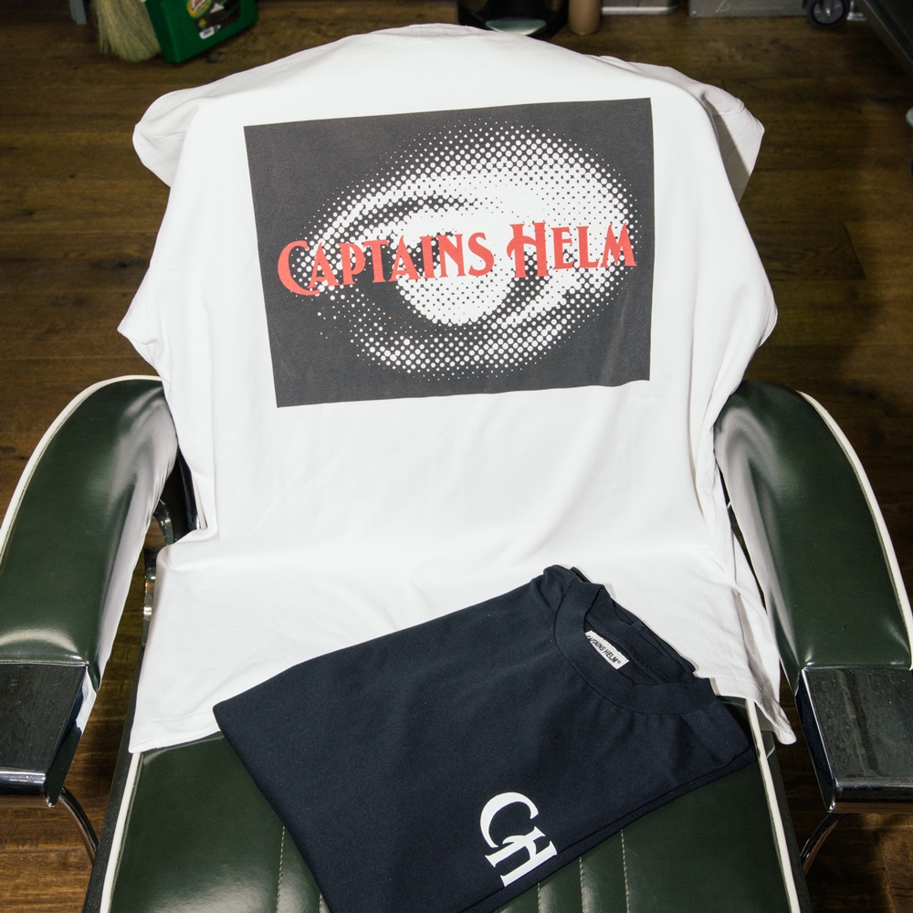 キャプテンズヘルム オール アイズ オン ユー ショートスリーブ ティー