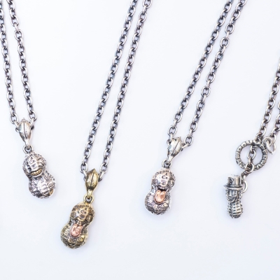 ピーナッツカンパニー ベロ タトゥー ピーナッツ Sサイズ シルバーチェーン 50cm