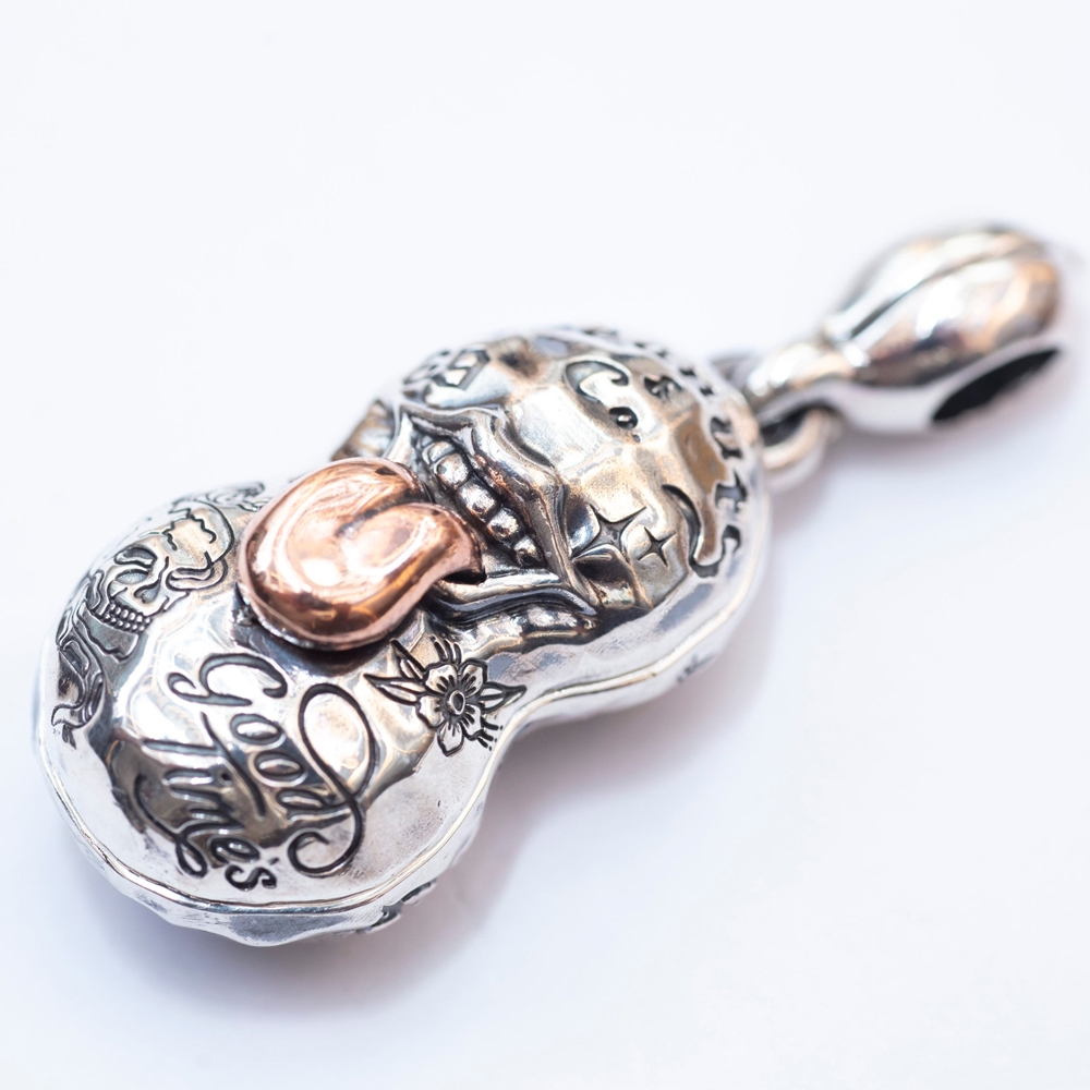 ピーナッツカンパニー ベロ タトゥー ピーナッツ (スライド) Mサイズ