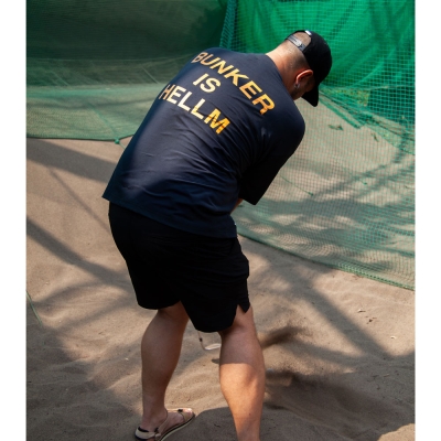 シェルテック キャプテンズヘルム ゴルフ バンカー イズ ヘル モックネック ティー