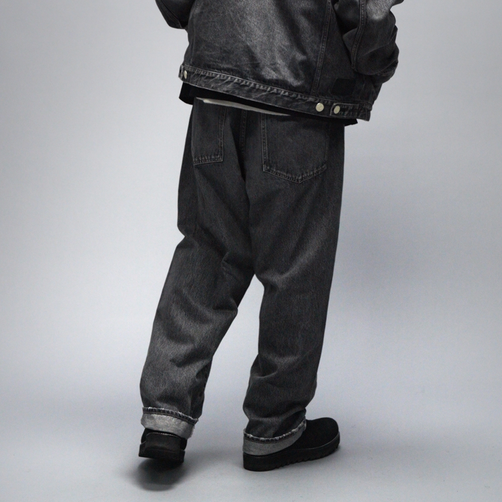キャプテンズヘルム × ニードバイ ヘルム ウォッシュ リラックス デニム パンツ