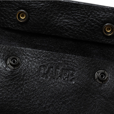 キャリー スタッズ レザー キー ケース