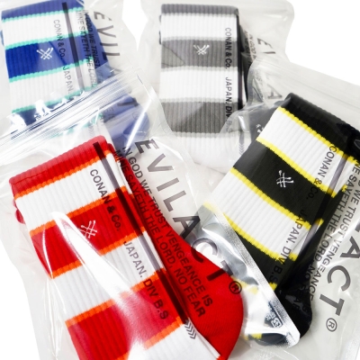 イーブルアクト ボーダー ソックス