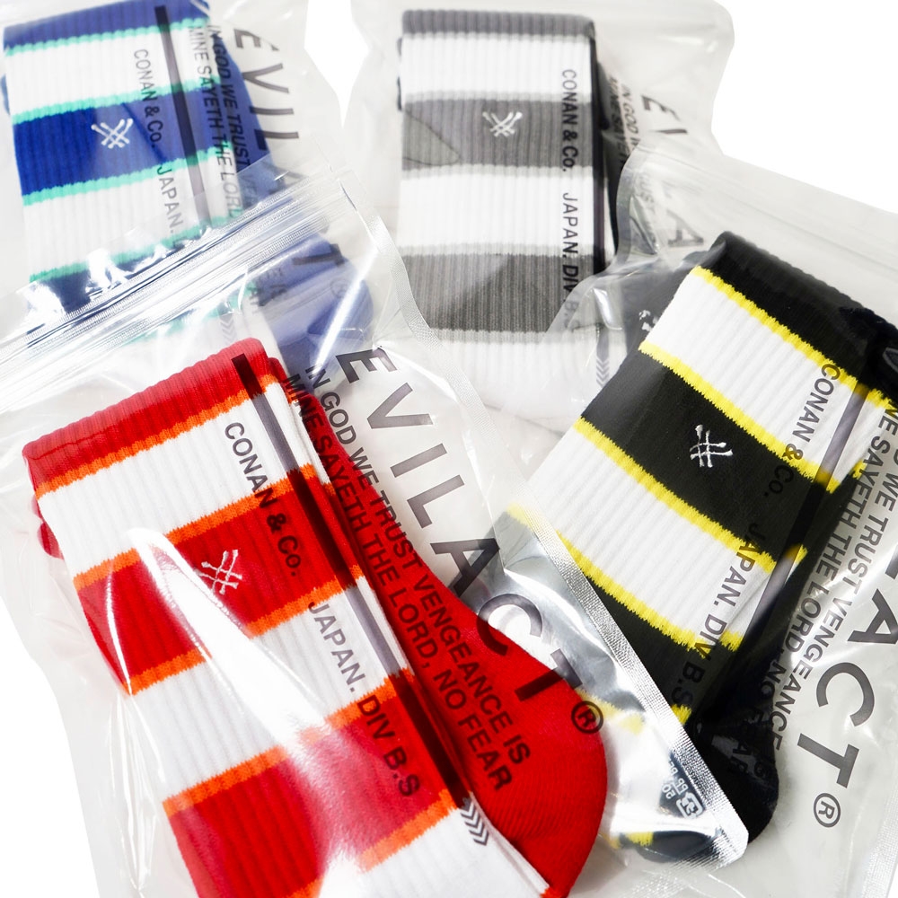 イーブルアクト ボーダー ソックス