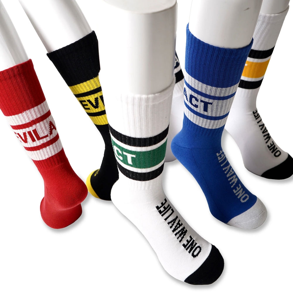 イーブルアクト ライン ソックス