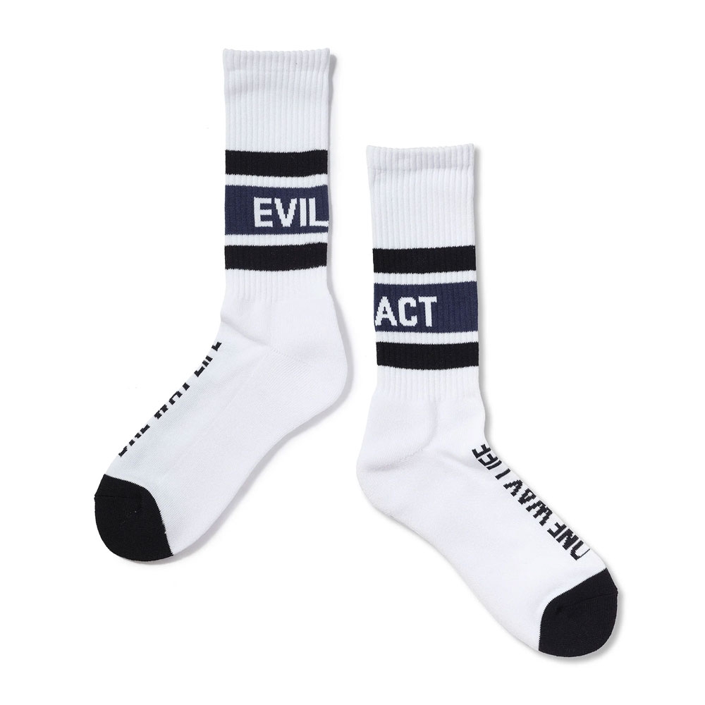 イーブルアクト ライン ソックス