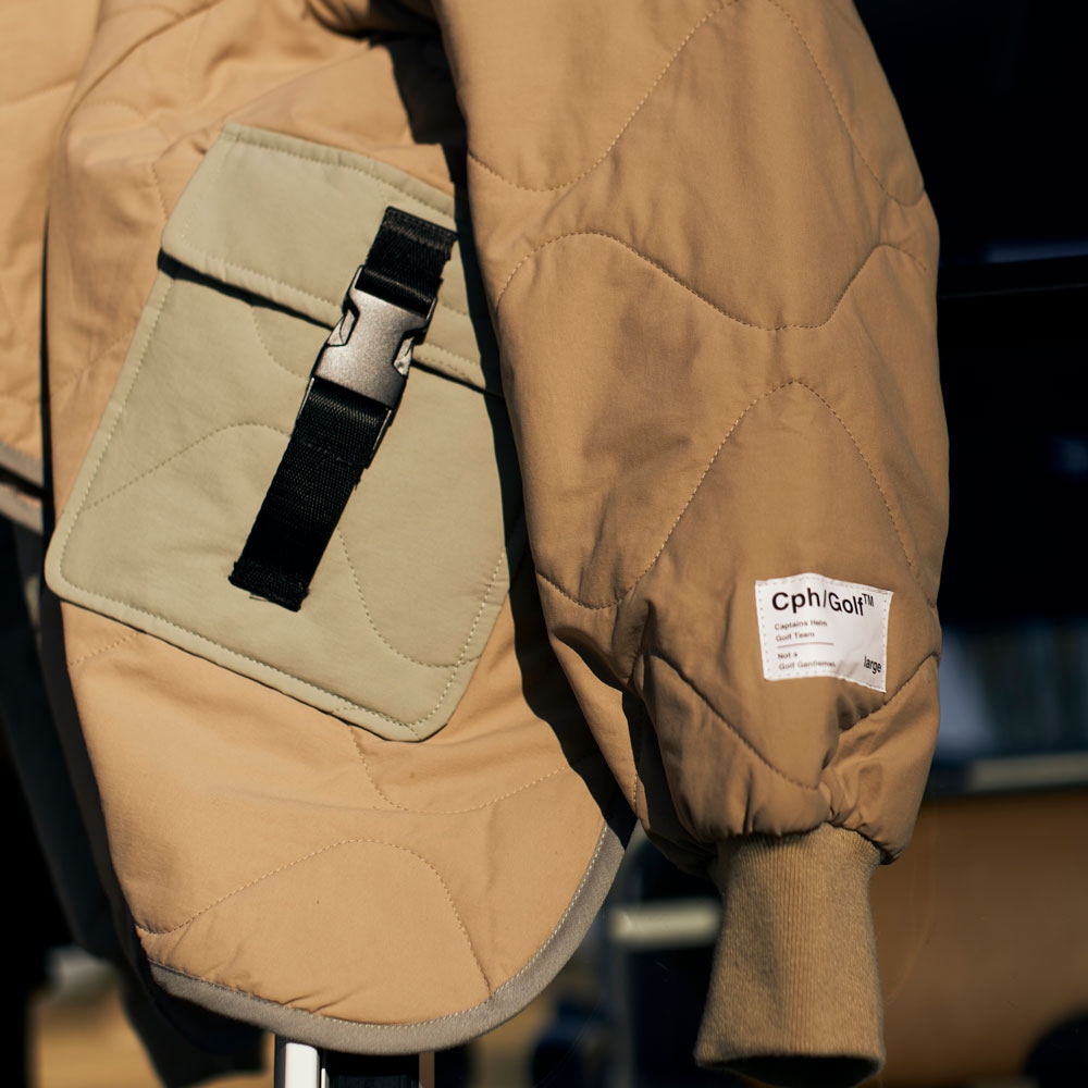 キャプテンズヘルム ゴルフ バイカラー キルティング ノーカラー ジャケット