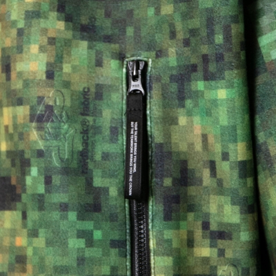 アップルバム “ピクセル カモ” フリース ジャケット