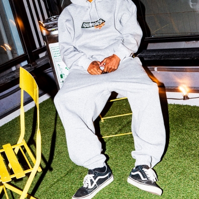 ヘイト × レイドバック アーチロゴ スウェット パンツ