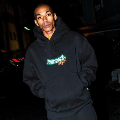 ヘイト × レイドバック アーチロゴ フーディー