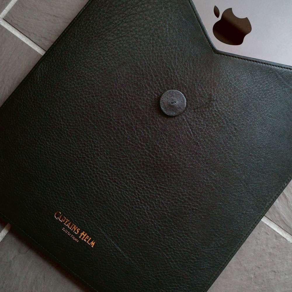 キャプテンズヘルム レザー パソコン ケース