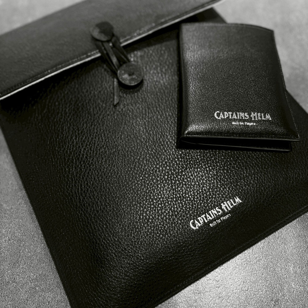 キャプテンズヘルム レザー パソコン ケース