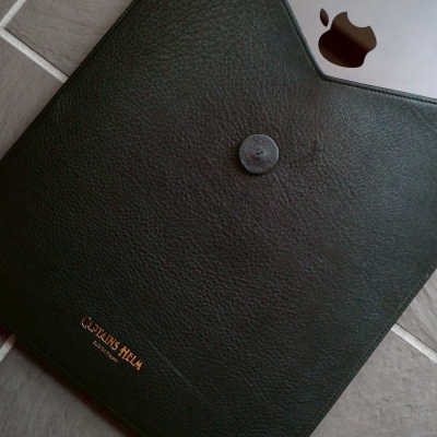 キャプテンズヘルム レザー パソコン ケース