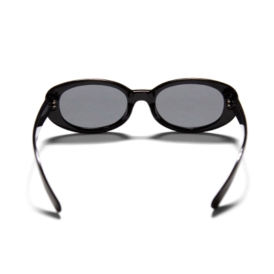 ヘイト オーバル サングラス