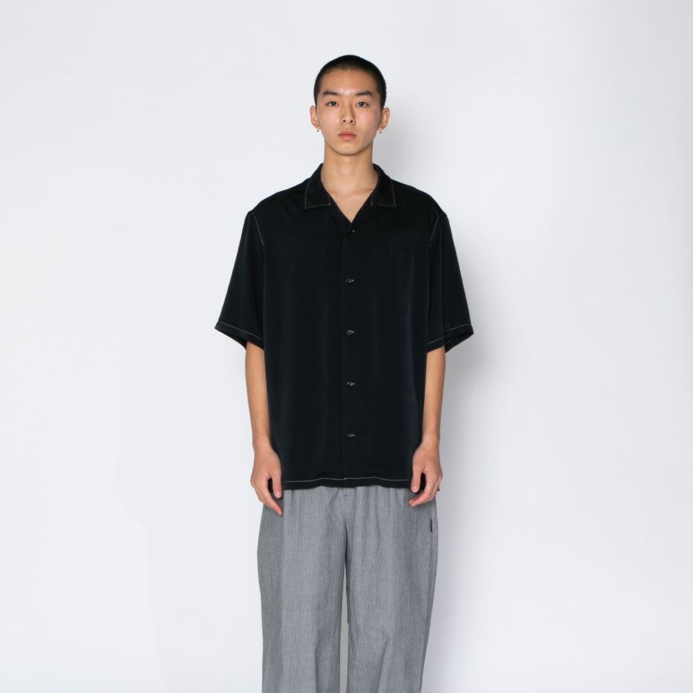 アップルバム フェミニッシュ サテン アロハ シャツ