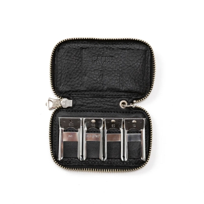 キャリー スタッズ レザー コイン ケース