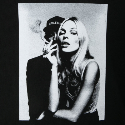 アップルバム “スモーキー セダクション” ティーシャツ