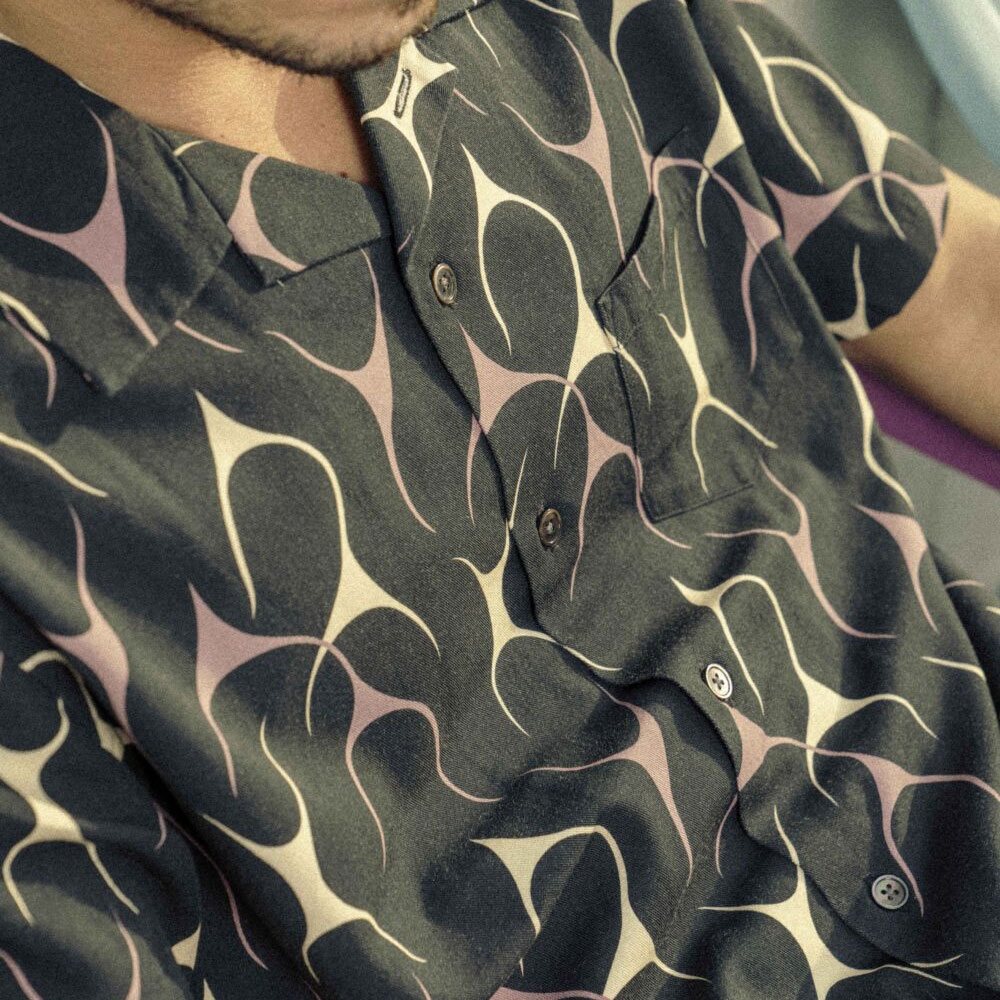 アットダーティー フレームス ショートスリーブ シャツ