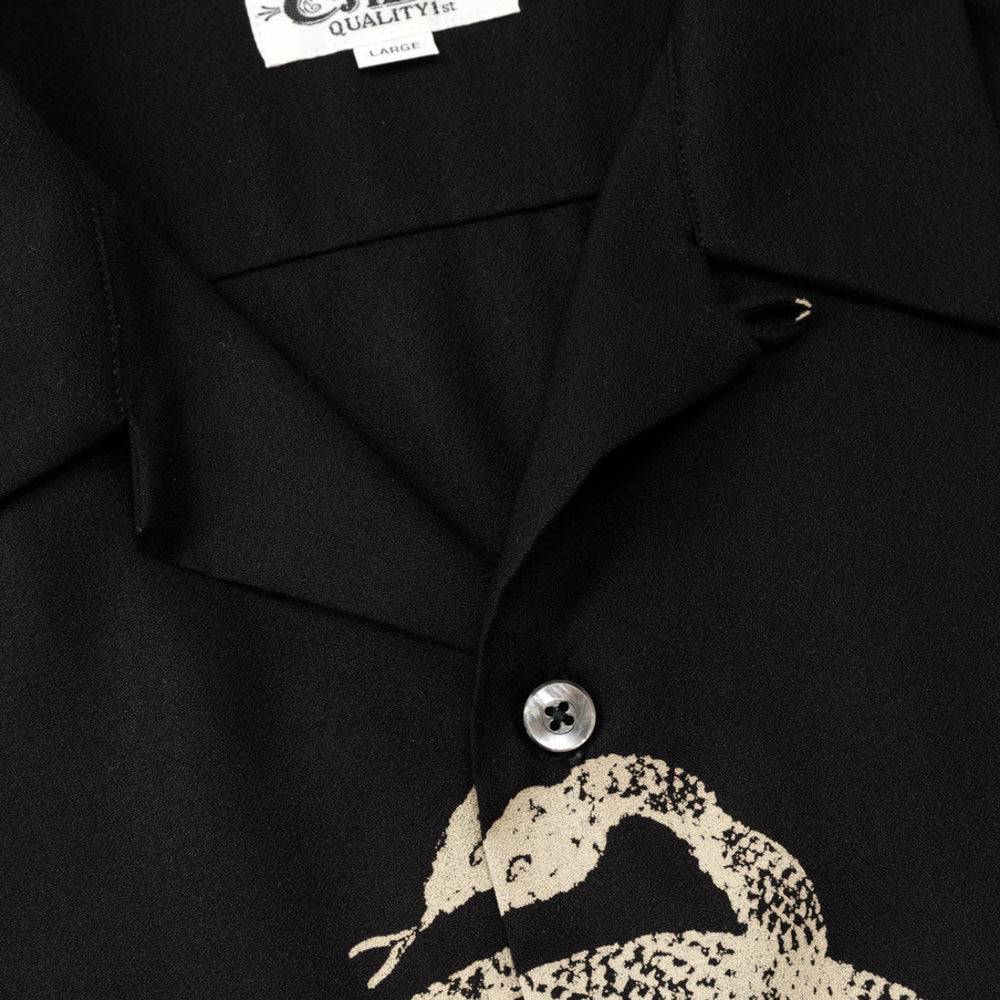 キャリー スネーク パターン パネル ショートスリーブ シャツ