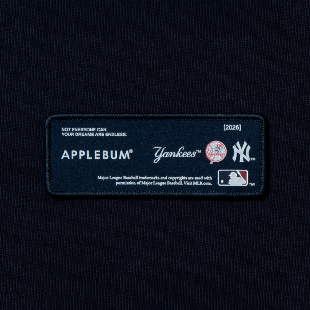 アップルバム “ヤンキース ボーイズ” フーディー