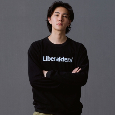 リベレイダース オージー ロゴ フリース クルーネック